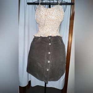 Vintage Gap Corduroy Dark Brown, Button Fly Skirt! Size 10 & super cute!
